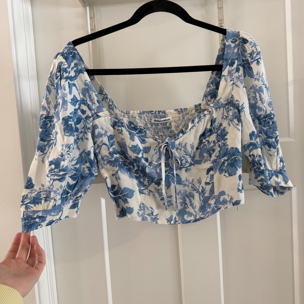 Reformation Luna‎ Top Olympia Blue Floral Print puff sleeve Smocked Cropped 4